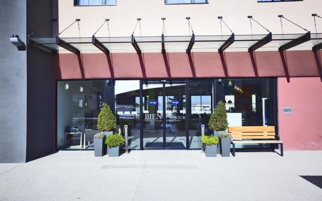 Holiday Inn Express Marseille Airport by IHG