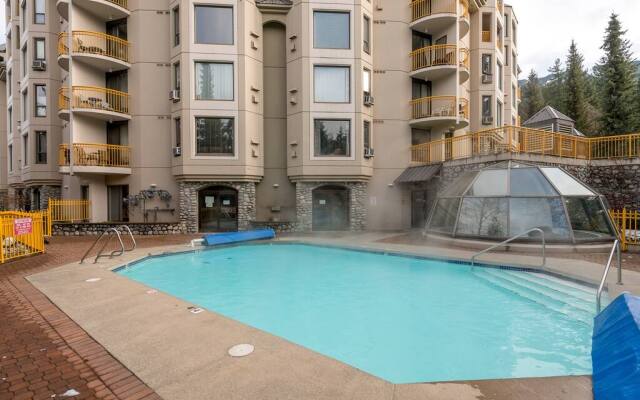 Marquise - Ski in Ski out - Pool - Hot tub -1st fl