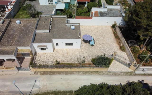 Villa Scianuli 250 meters from the sea