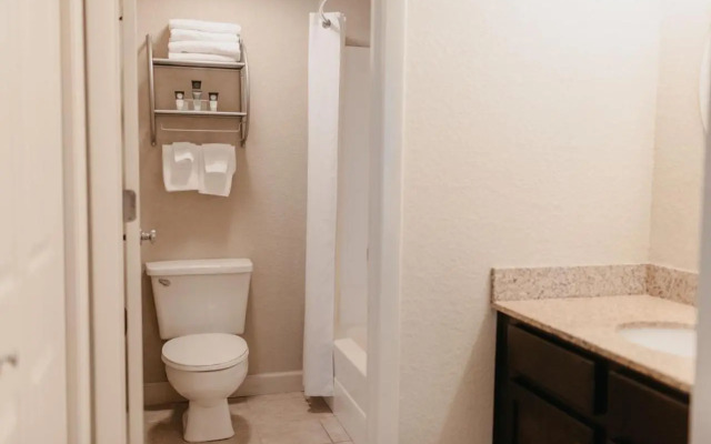 Eastland Suites Hotel & Conference Ctr, Trademark by Wyndham