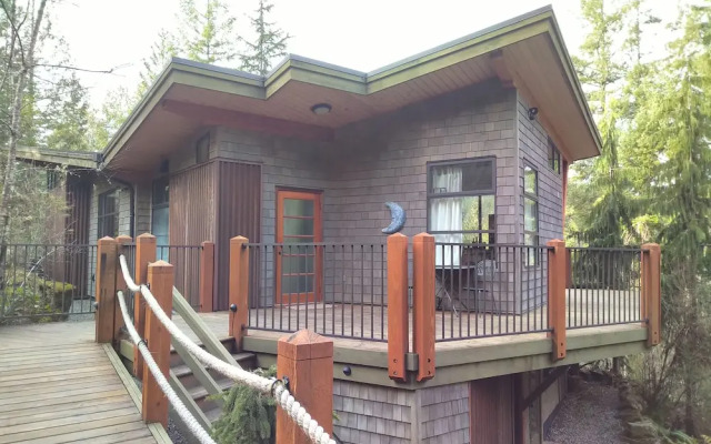 The Perch at Moon Dance