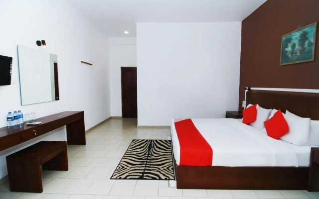 The Kings Bay Hotel by OYO Rooms