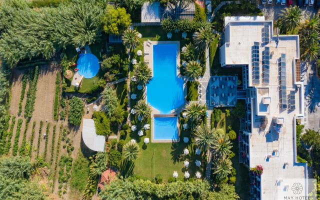 May Beach Hotel