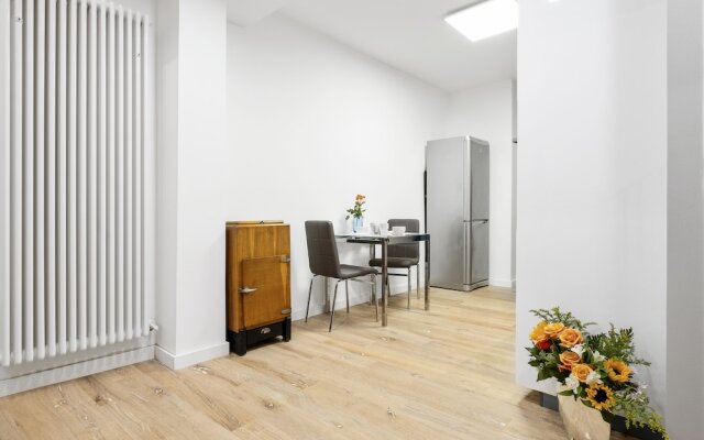 Duplex Luxurious Apt in the heart of Bologna