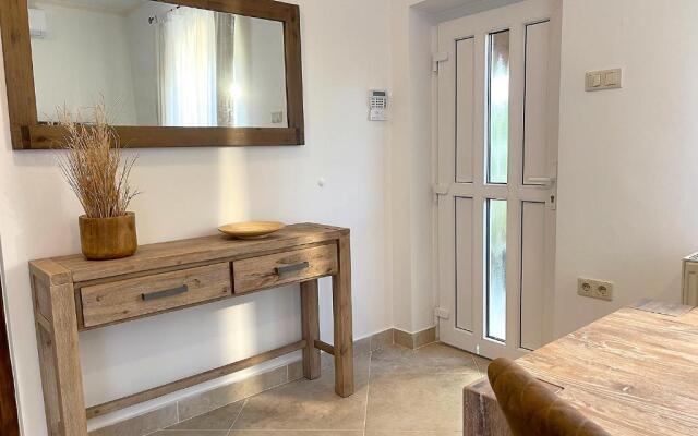 Full Garden House at Heroes Square