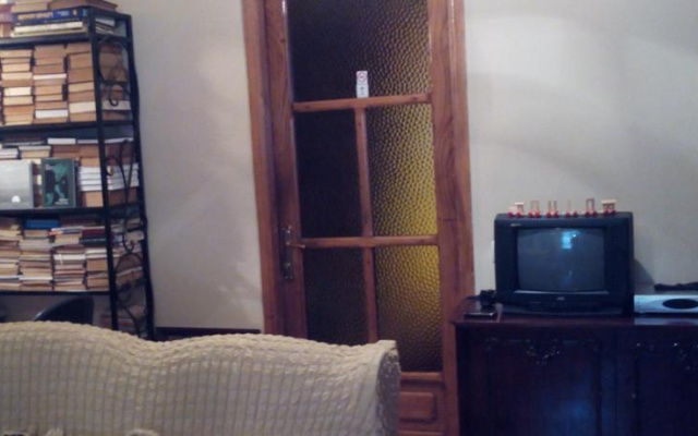 Gulos guest house