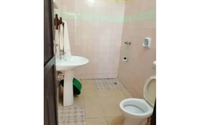 Diani Gift Guest House