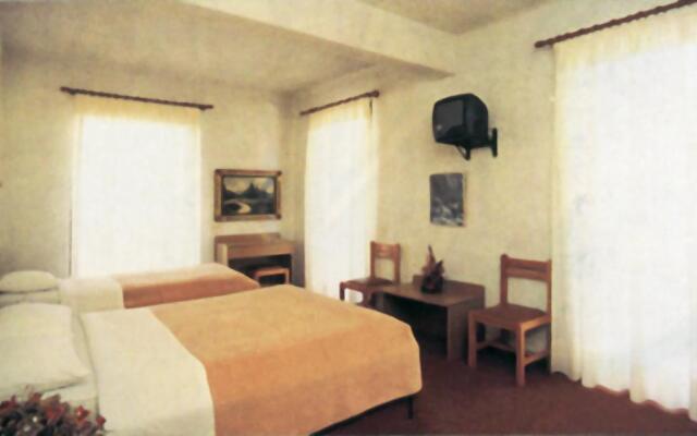 Sparta Inn