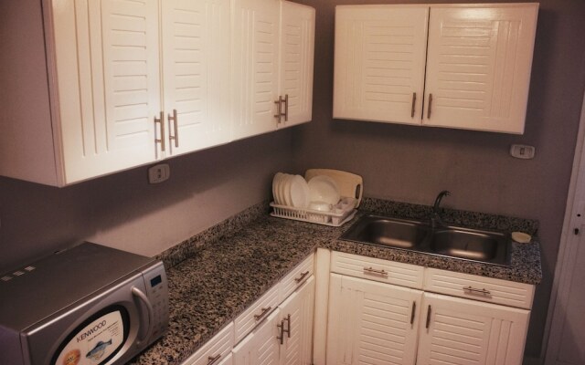 Lisianthus Blossom Hideaway 2BR