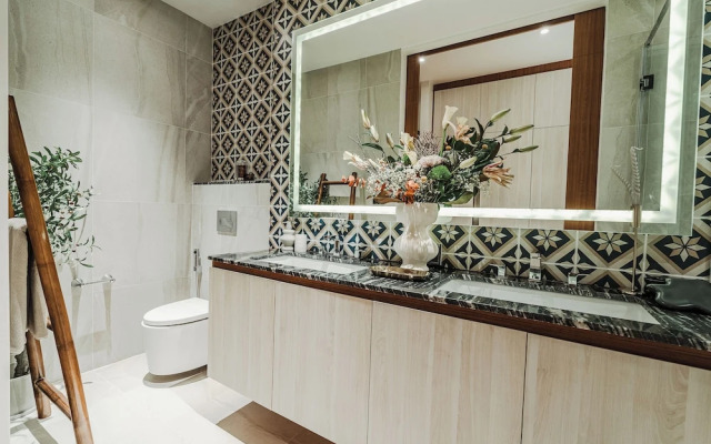 The Ozone Condotel Phuket