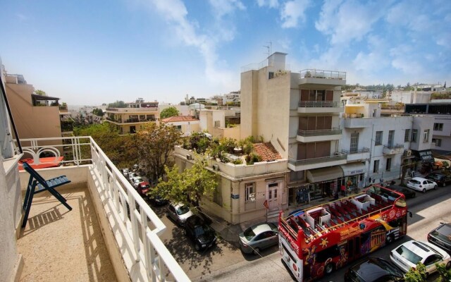 Your Home under the Acropolis Roofdeck