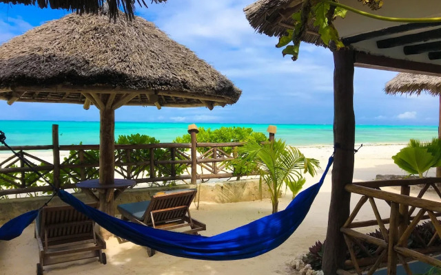 Jambiani White Sands Beach Bungalows