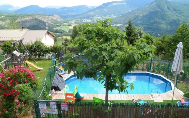 Property With 3 Bedrooms in Selonnet, With Wonderful Mountain View and