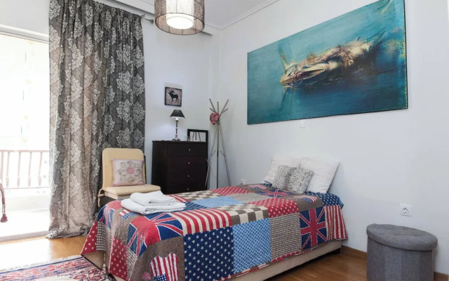 Urban Cosy 2 Bd Apt Near Metro w Balcony