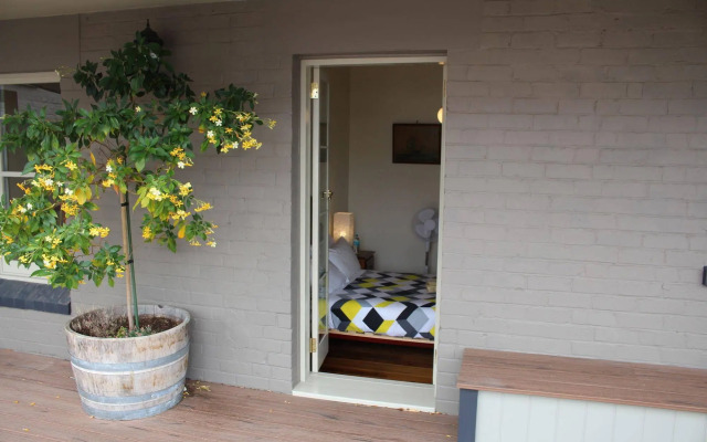The Tasmanian Inn