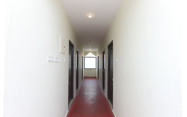 OYO 13838 Ramana Holiday Inn