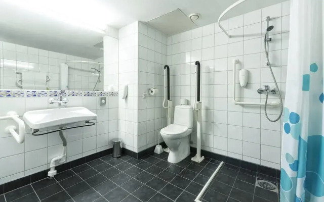 Tallink Express Hotel