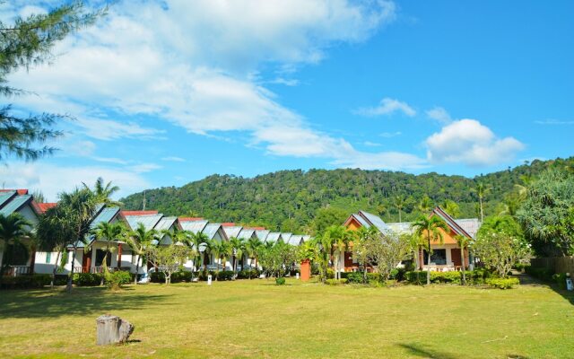 Klongdao Beach Resort