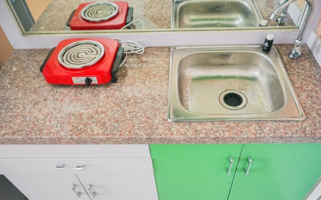 Cozy Studio Apartment at Tamansari Skylounge near Soetta Airport