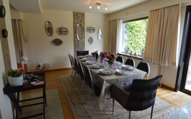Modern Holiday Home in Beringen with Garden