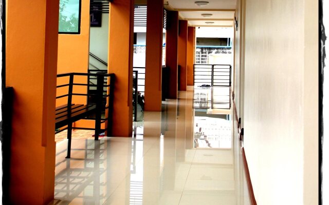 Raya Place