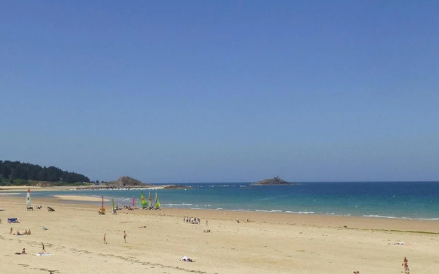 Chalet Near Cap Frehel With Coastal Views