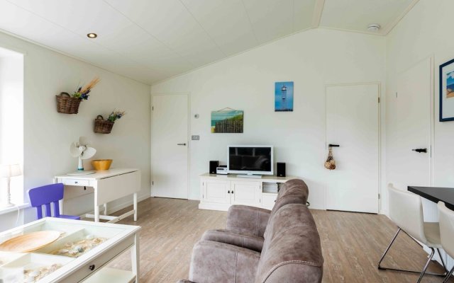 Charming Chalet With Dishwasher in Noordwijk, sea at 2.5 km