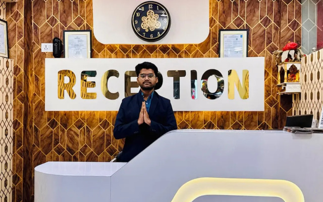 Hotel Golden Crystal