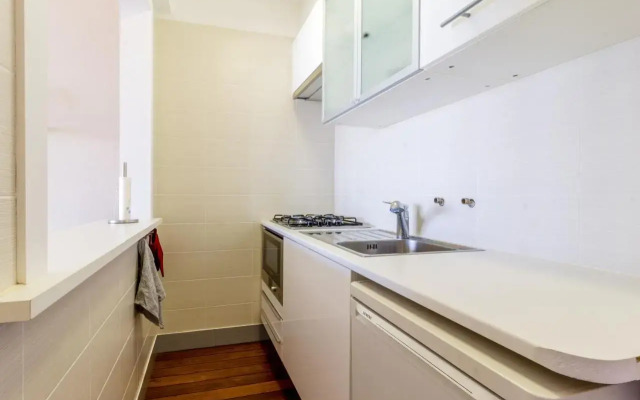 Studio St James 0402