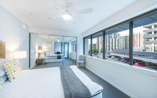 Link Portside Wharf Apartment Hotel