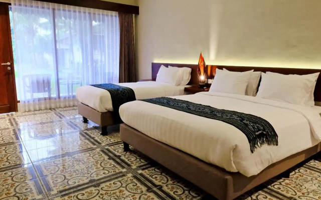 The Nalaya Hotel & Resto