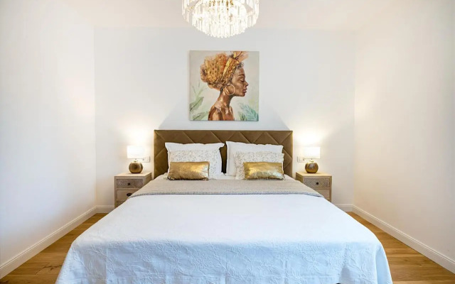 Aurelia Residence
