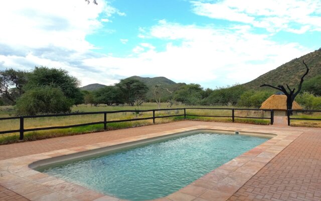Okapuka Safari Lodge
