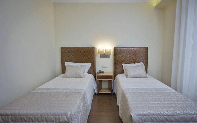 Welcome In - Suites & Hostel