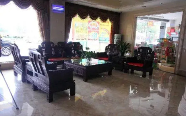 Jinyi Hotel