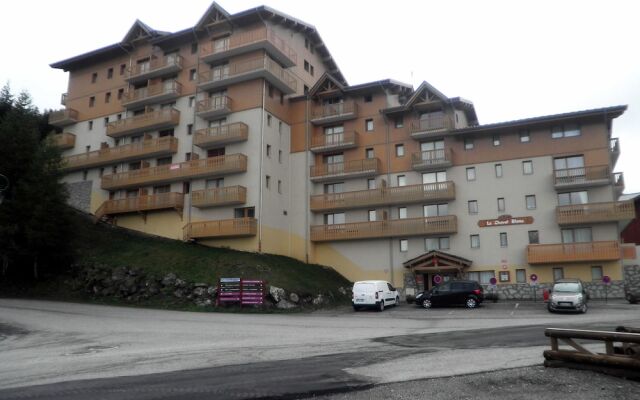 Lou Services Apartment CB55 LSI 001