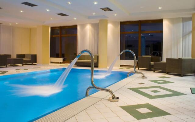 Hotel Legend