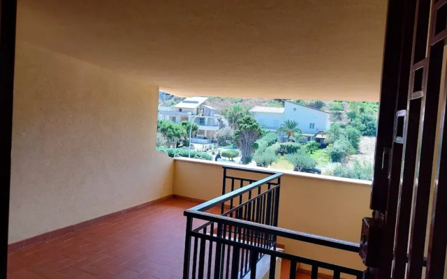 Apartment Near Mount Etna With Hot Tub