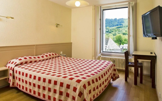 Family Hotel