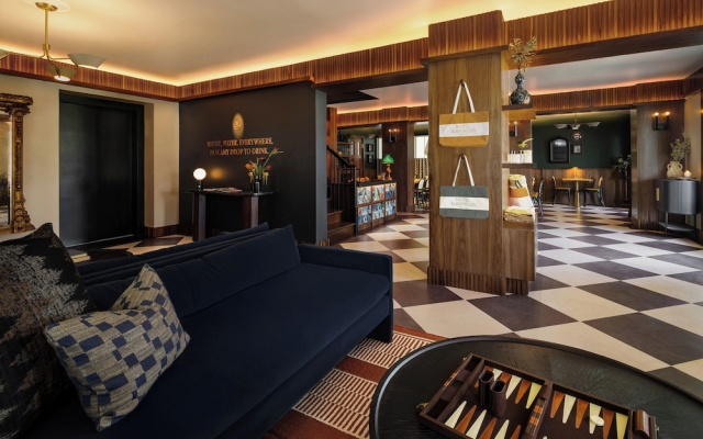 Hotel Albatross