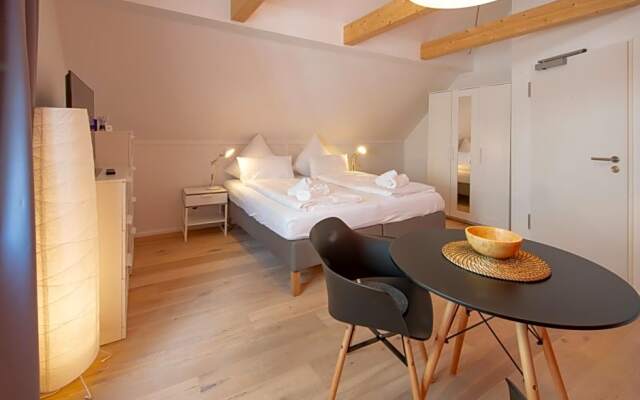 G¿ehaus am Schlossplatz, Z. 5