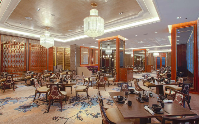 Shangri-La Residences at the Fort, Manila