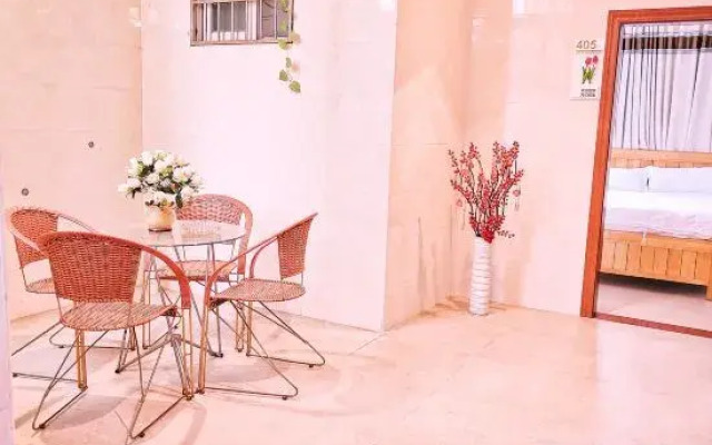 Longyan Haolaiwu Hotel