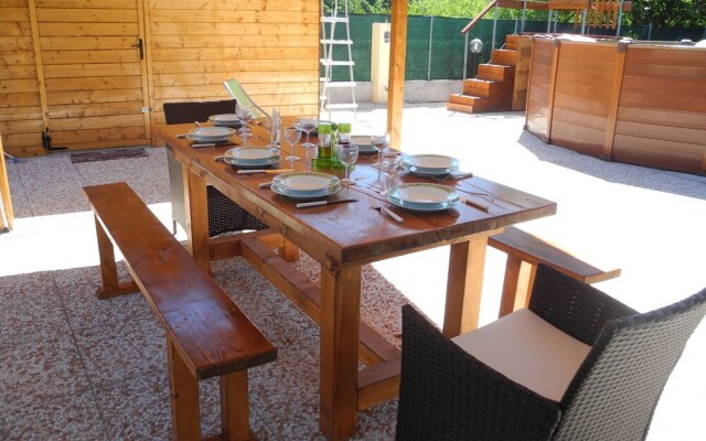 Spacious Holiday Home in Lucca With Swimming Pool