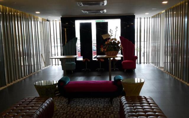 M Design Hotel at Shamelin Perkasa