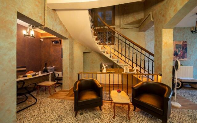 Royal Taksim Suites