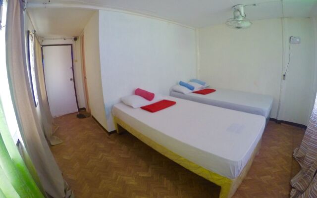 The BIGGIES Inn