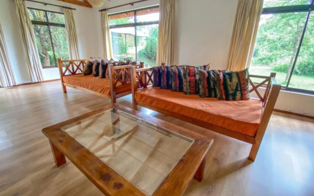 Stay.Plus Nakuru Luxury Villas