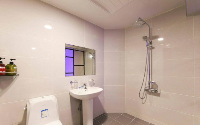 CC Business Hotel