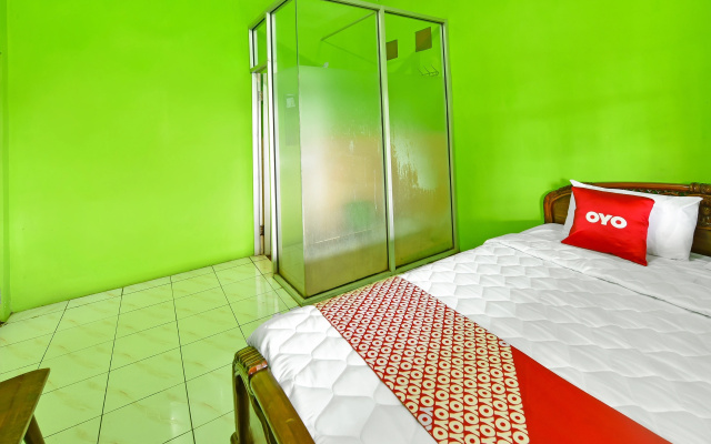 SPOT ON 91357 Hotel Mulyo – Guest Rooms – Purwokerto